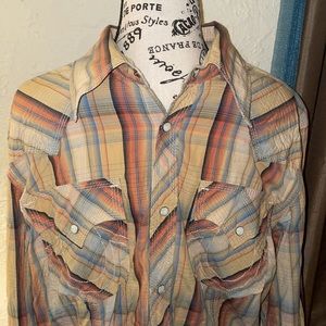 TRUE RELIGION SHIRT SZ L